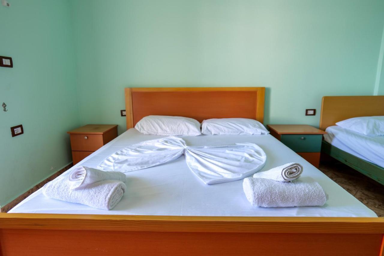 Rei Apartments Σαράντα Εξωτερικό φωτογραφία