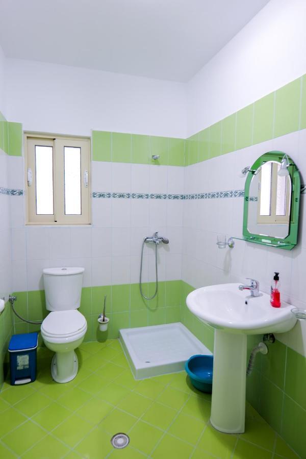 Rei Apartments Σαράντα Εξωτερικό φωτογραφία